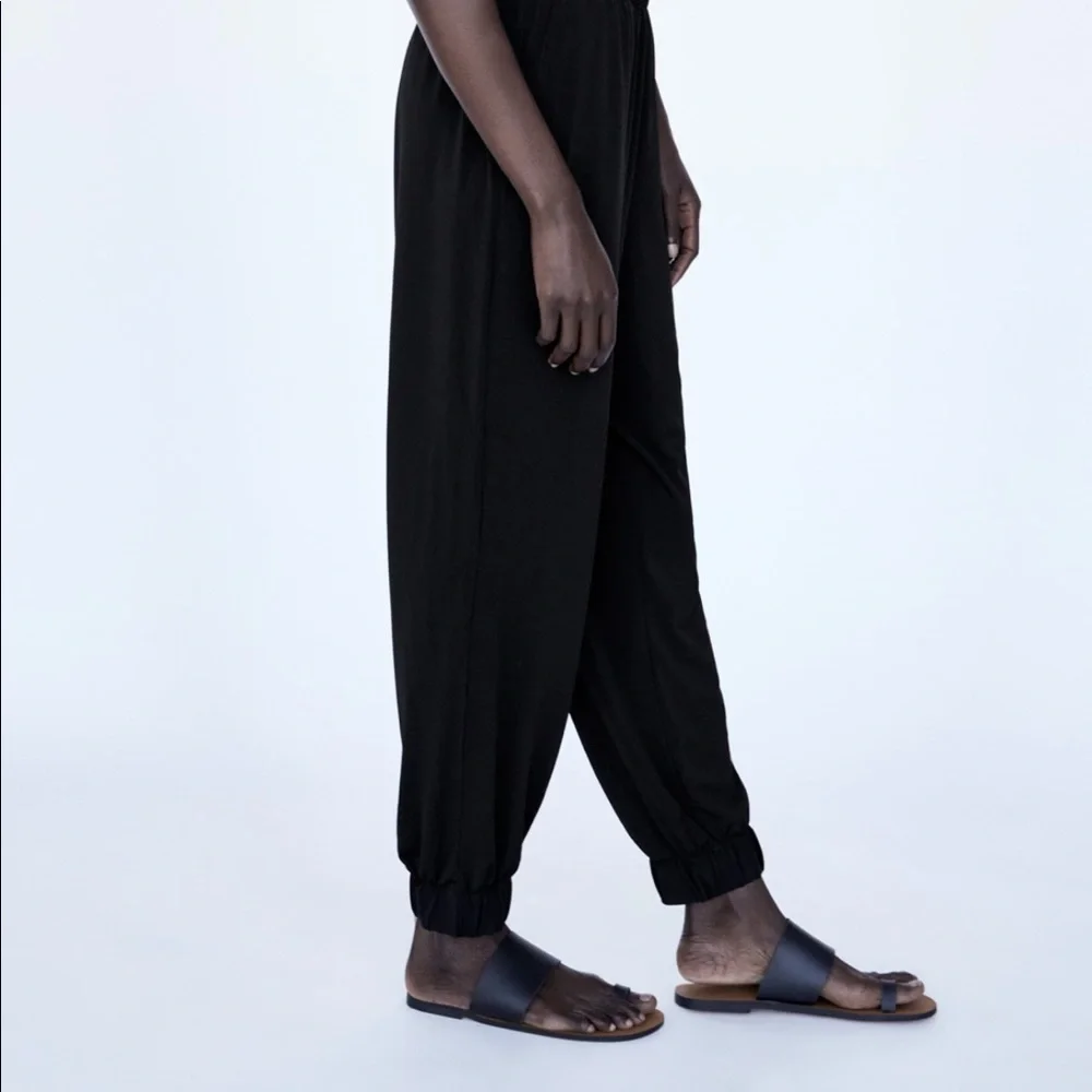 New with tags Zara Flowy Joggers